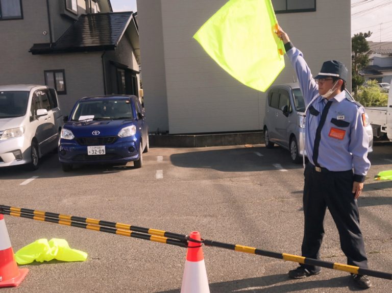 交通誘導警備2級合格のために社内講習を開始 みちのく警備 交通誘導警備2級合格のために社内講習を開始 みちのく警備